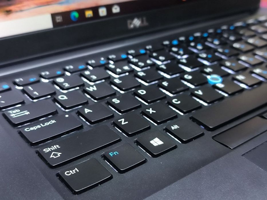 Dell Latitude 7490 Core i5 8250u (8-gen.) 1,6 GHz / 8 GB / 240 SSD / 1