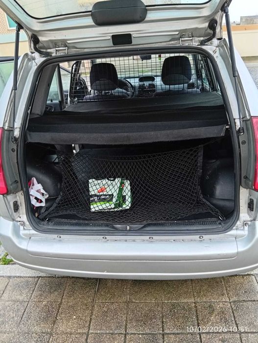 Carrinha Mitsubishi Space Cargo