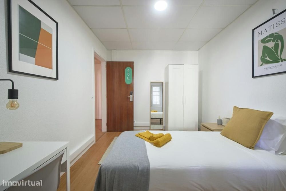 Quarto - localizado em Avenida da Liberdade Lisbon