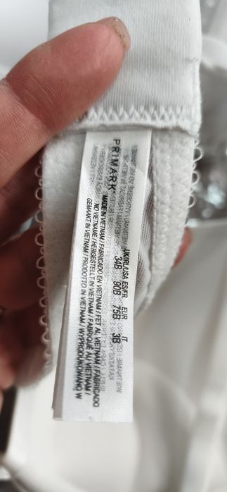 Бюстгальтер новые