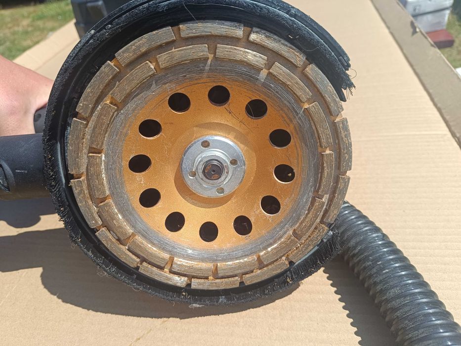 Frezarka do tynku Zollernalb Piranha ZP 1400
