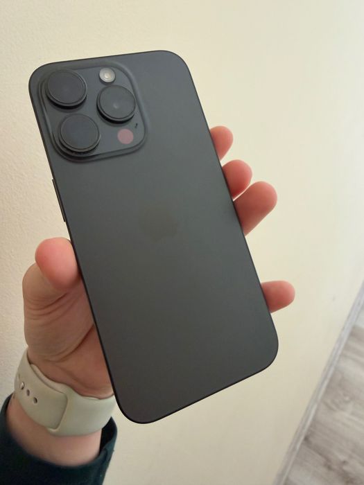 iPhone 15pro 256 g