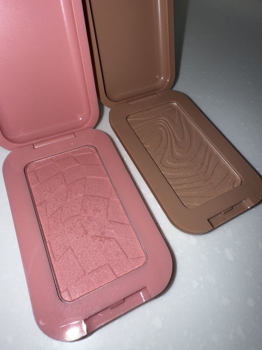 Бронзер і румʼяна nyx buttermelt