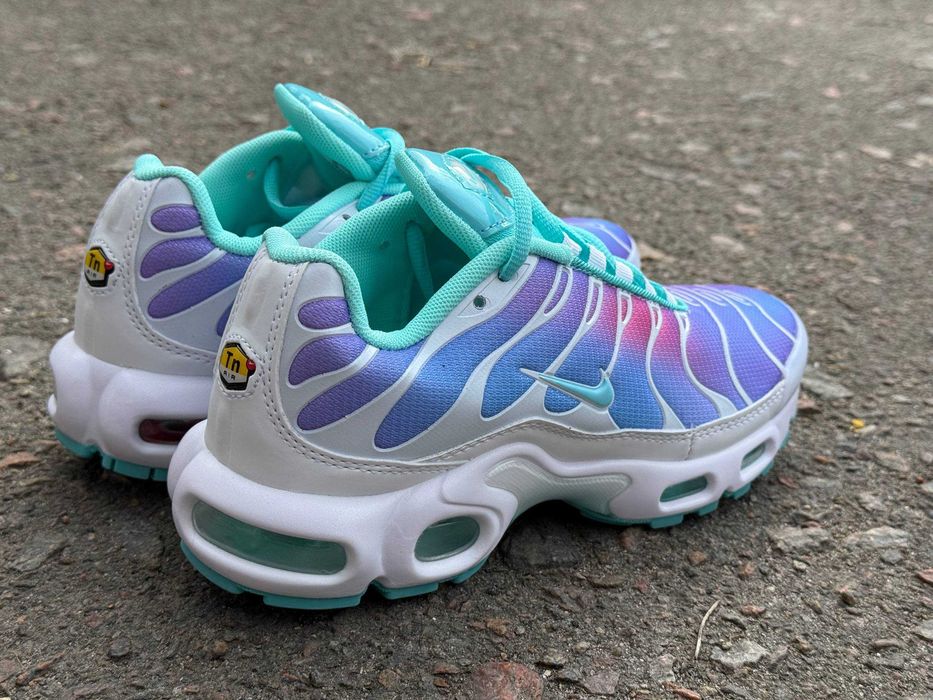 Нові кросівки Nike Air Max Plus / 2 кольори. Розміри 36 38-40