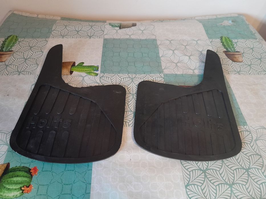 Palas para rodas traseiras de automóvel