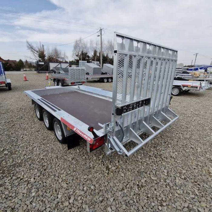 Przyczepa TEMARED BUILDER 3 4018/3 do przewozu koparki pod minikoparkę 2026
