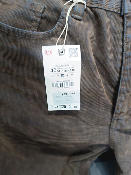 Вельветовые джинсы ZARA