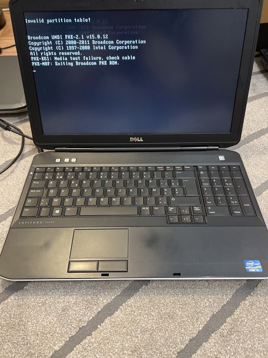 Ноутбук с Европы делл Е5530