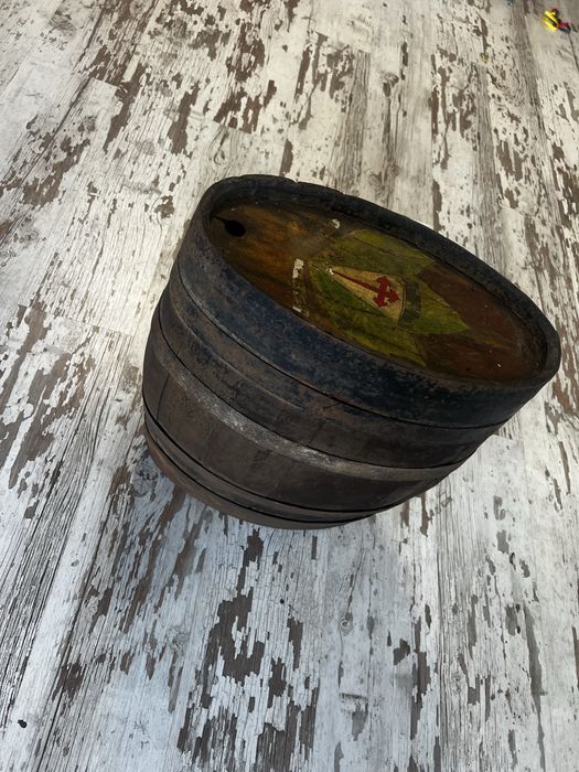 Barril / Pipo Oval Antigo em Madeira – Decoração Rústica / Adega