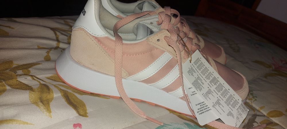 Ténis adidas novo