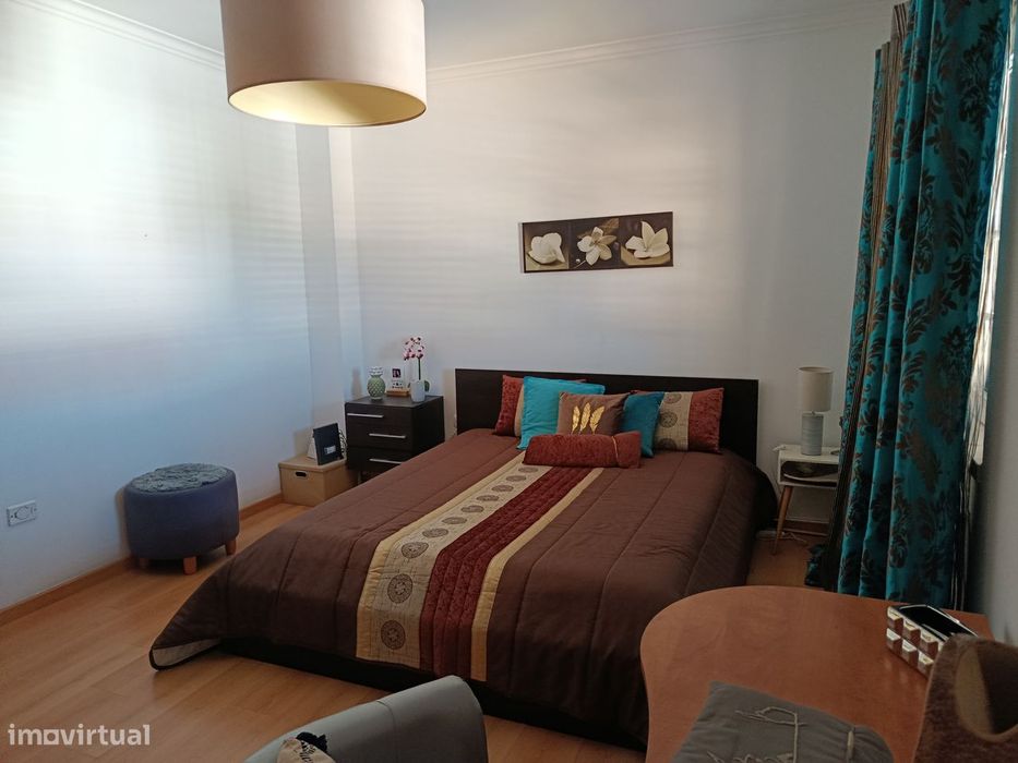 Moradia T2 +2 com piscina aquecida em Samora Correia