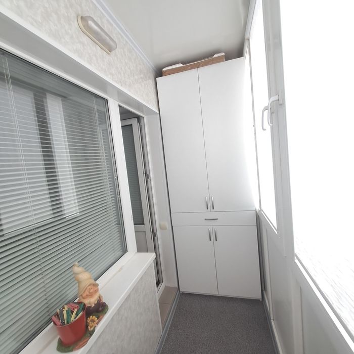 Продаю 3 комнатную квартиру с ремонтом,, Кораб район