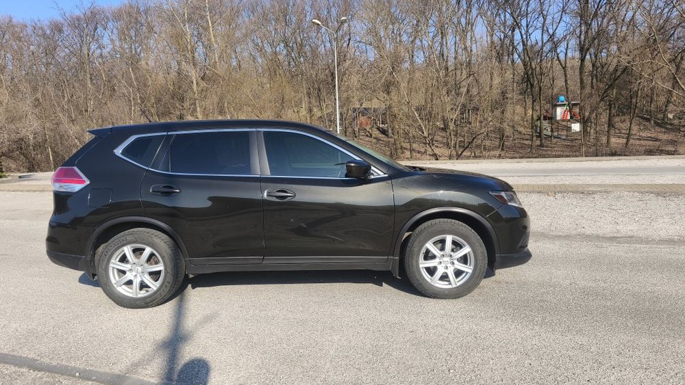 Продам nissan rogue 2017