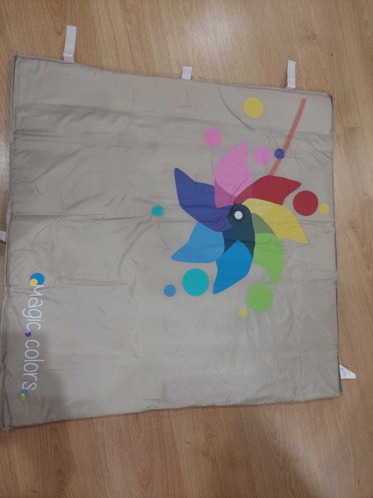 Parque de bebé quadrado