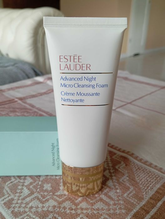 Pianka do mycia twarzy Estee lauder