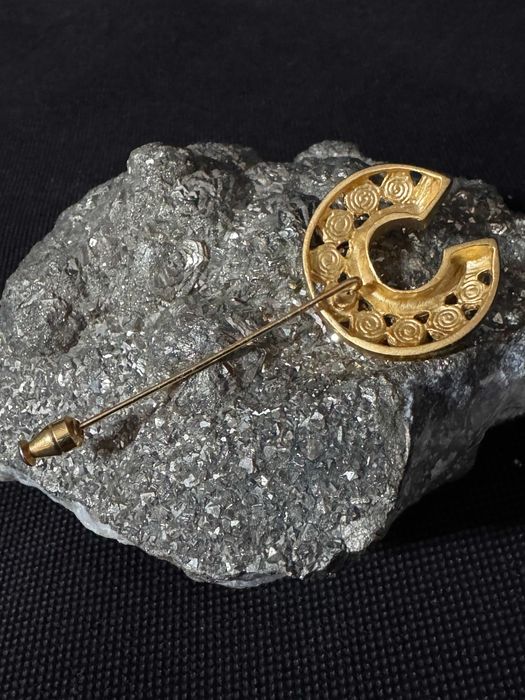 Alfinete de joalharia - 24 K - Ouro amarelo