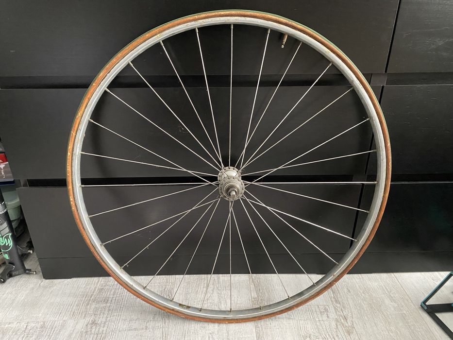 KOLO9 Koło tylne Campagnolo Record Pista 28h torowe szytka