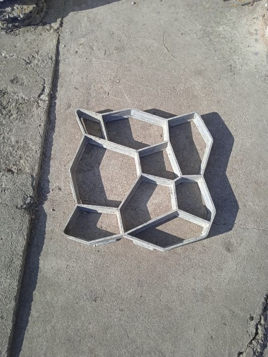 Форма для бруківки.