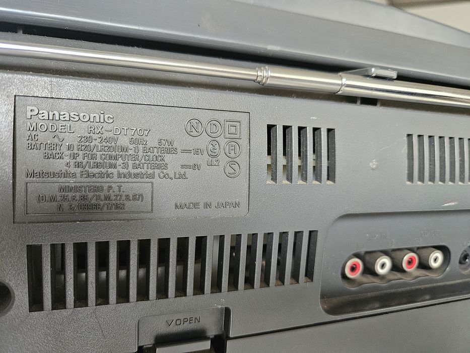 Radioodtwarzacz Panasonic RX DT 707