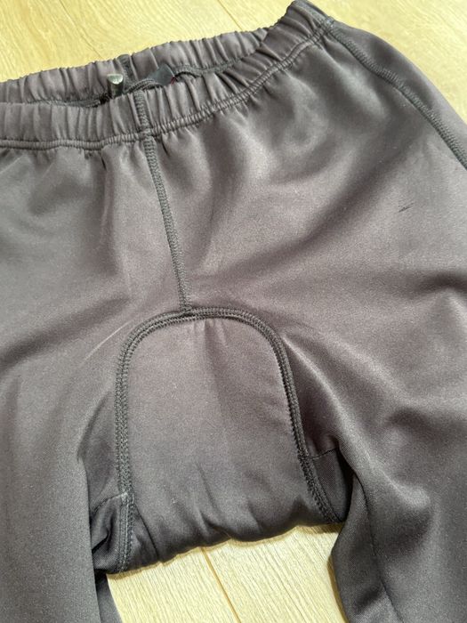 Spodenki kolarki na rower z wzmocnieniem miękkim w kroku