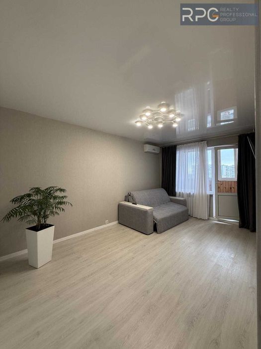 ДМЖ .Продається 3 кімн. квартира вул. Ак.Заболотного 116 Теремки. Тк