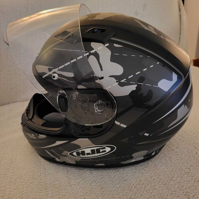 Capacete HJC tamanho M novo