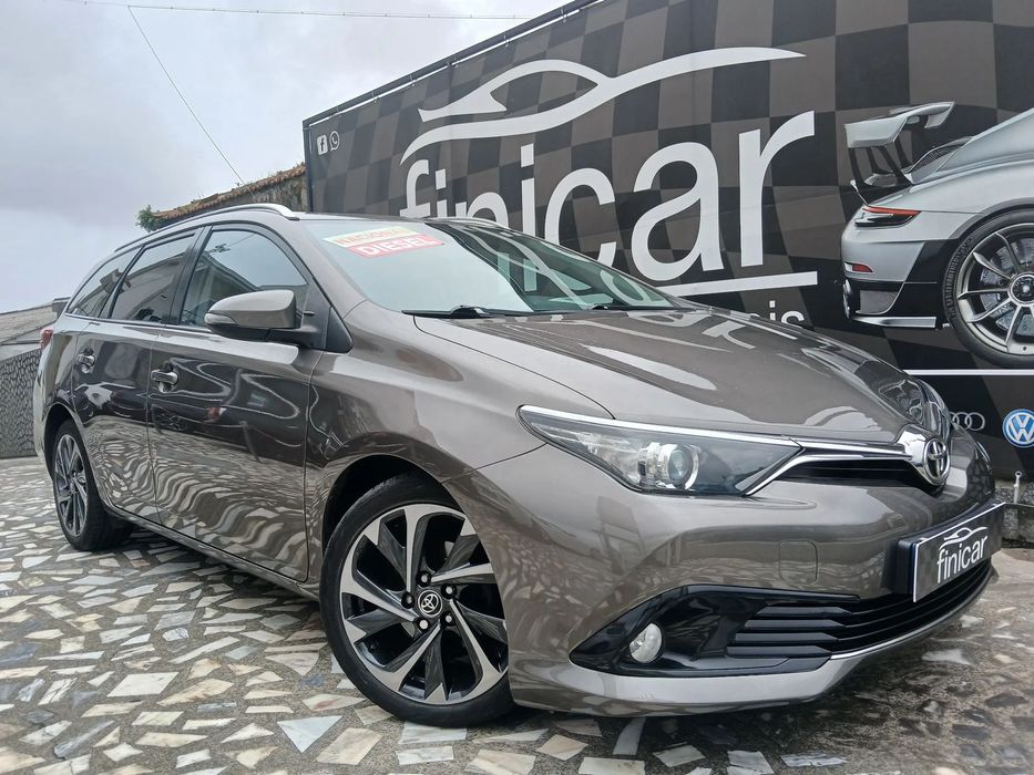 Toyota Auris Touring Sports 1.4 D-4D Exclusive+Navi