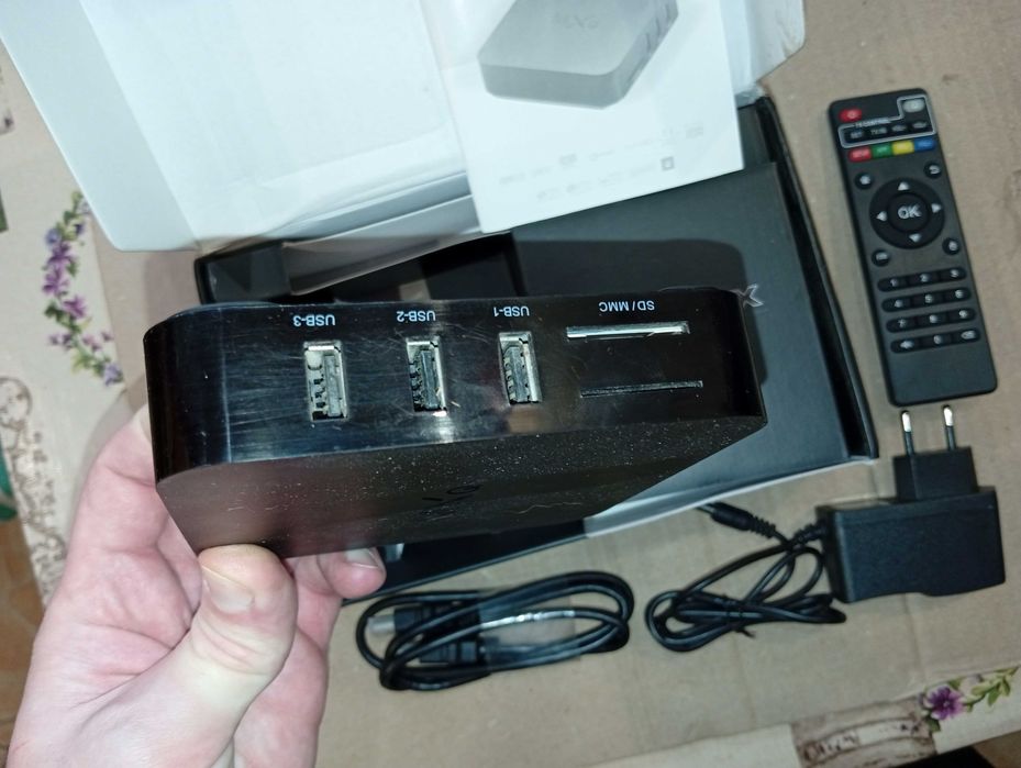 Приставка Android TV Box MXQ