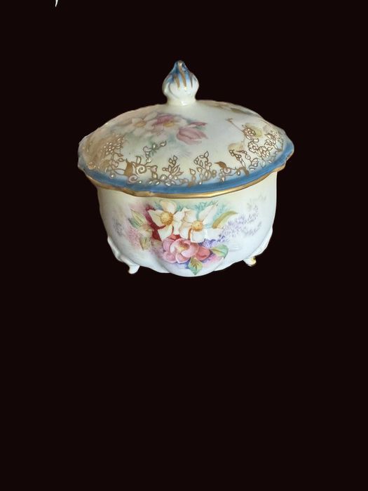 Caixa com  decoração flores, porcelana SETO - AICHI