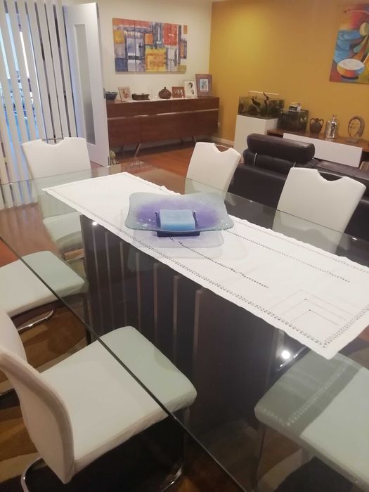 Mesa de sala de jantar