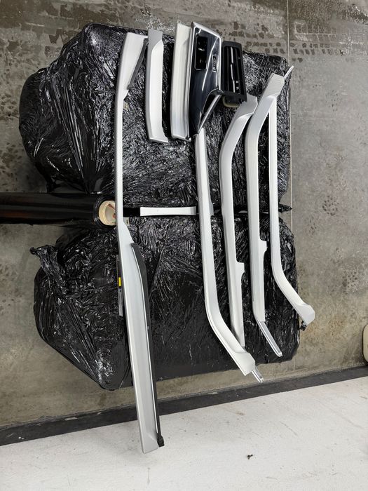 Салон Audi Q7 4M0 2025 20000km