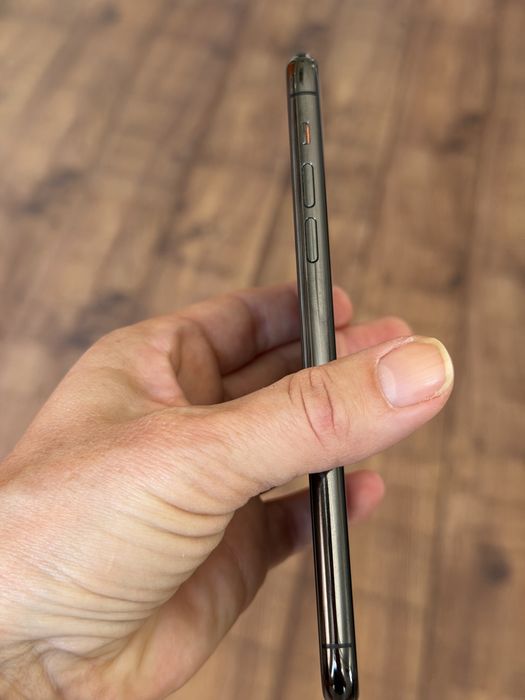 Apple iPhone 11 Pro Max 64GB kosmiczna szarość