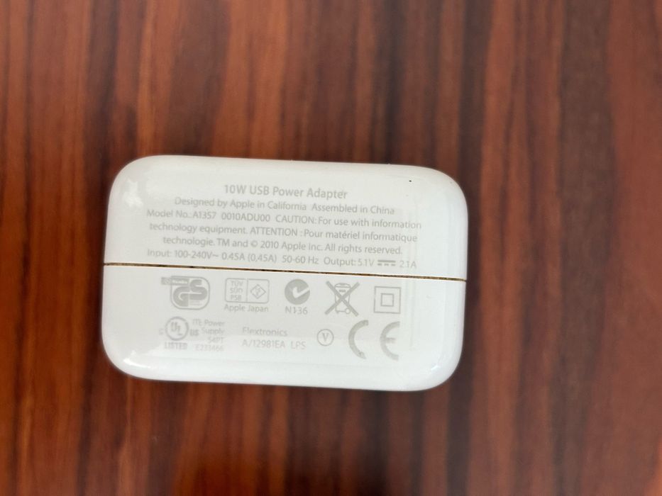 ### Original APPLE Chargers ###426380729296496641