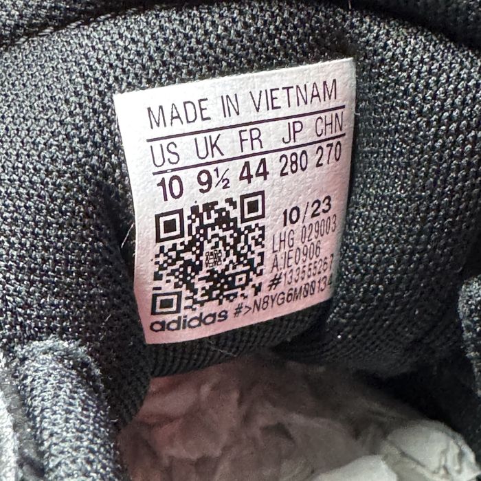 44р.ОРИГІНАЛ 100% Чорні кросівки адідас Adidas Courtblock  IE0906