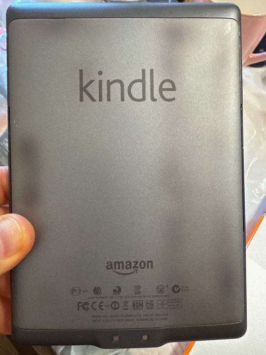 Читалка Amazon Kindle 4 (2011, non-touch)