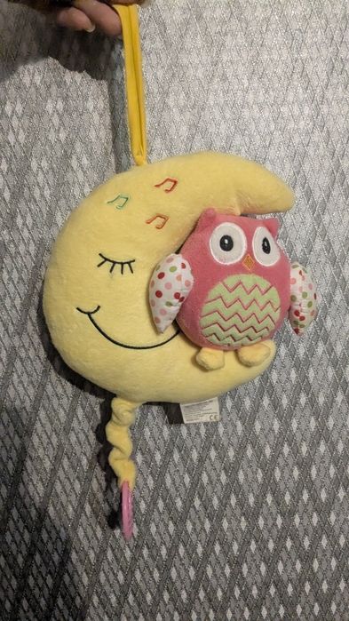 Іграшка на коляску , кроватку в ідеальному стані