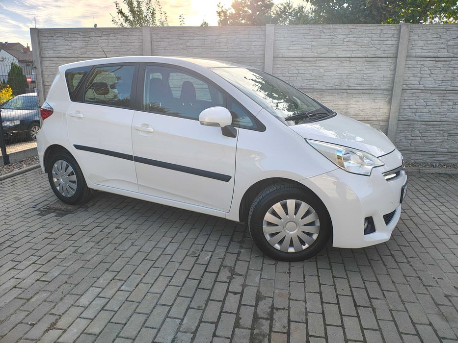Toyota Yaris Verso  S Benzyna Zarejestrowana Opłacona Zadbana