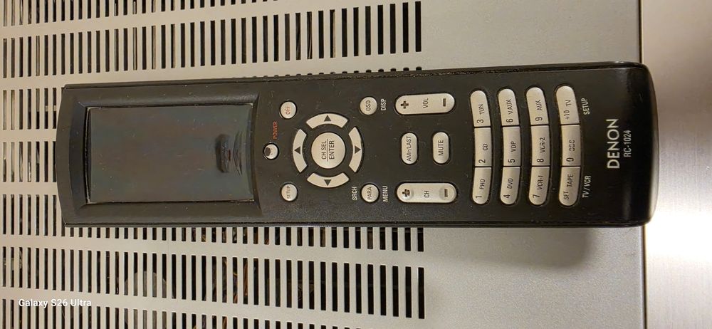 Amplituner Denon AVR-3806