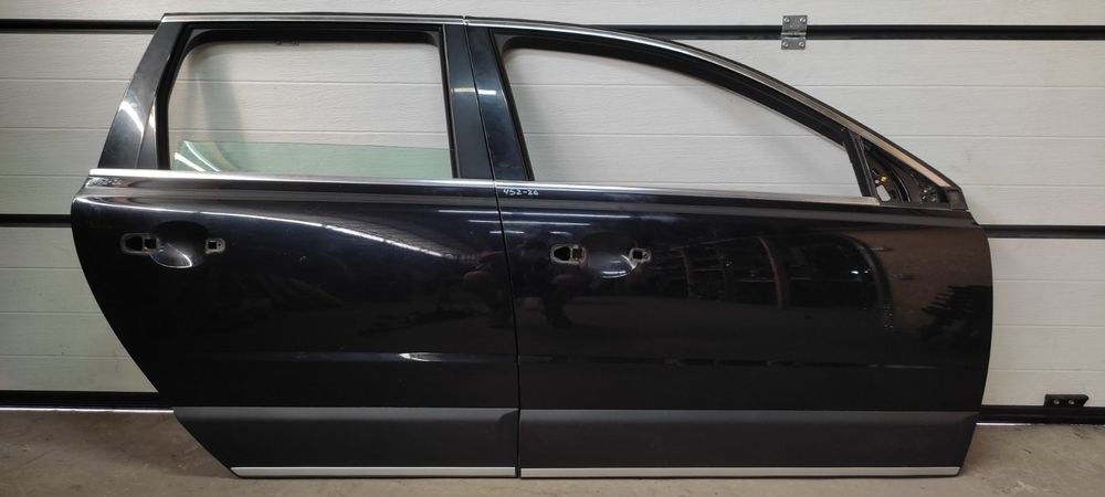 Двери передние Молдинг Вольво ХС70 Volvo XC70 Разборка Запчасти Шрот