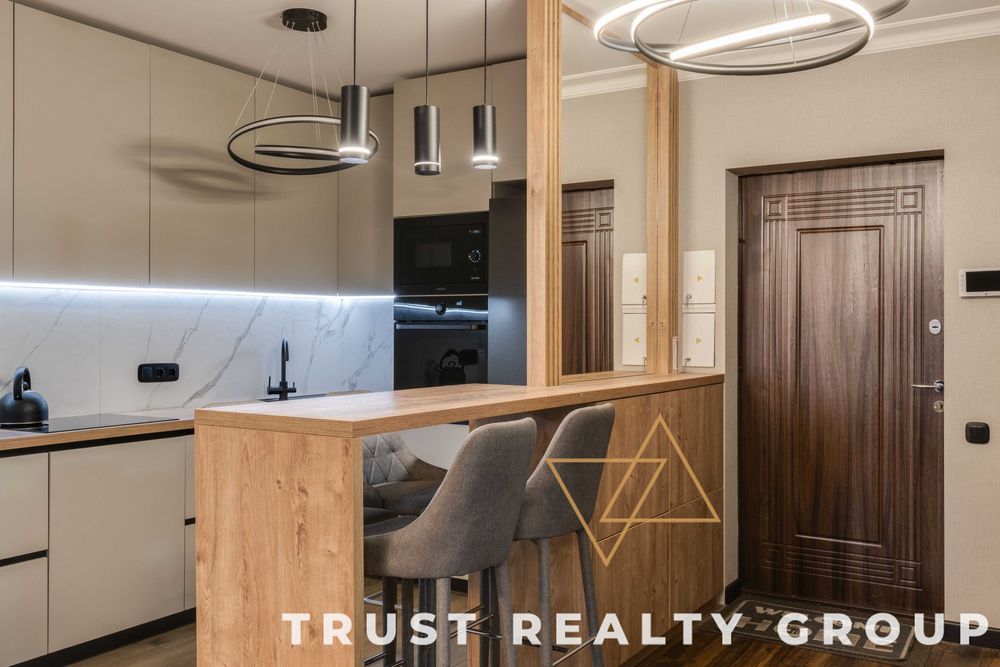 ЖК Лебединий, Ревуцького 40Г, S-80m. Нова, Позняки, Бажана