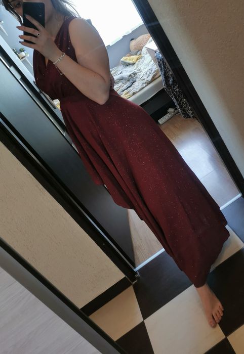 Elegancka długa sukienka