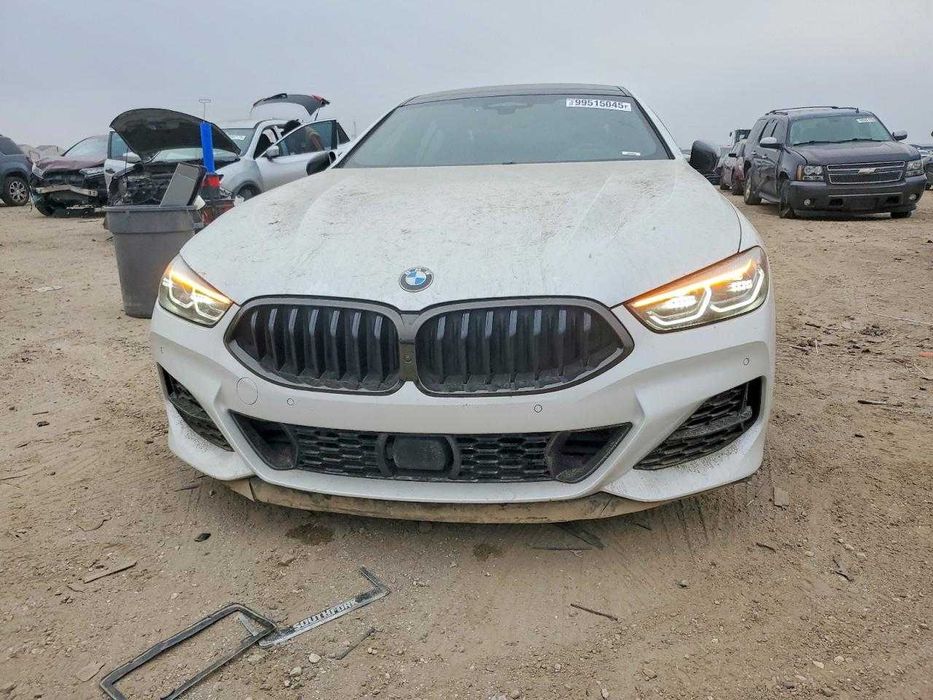 BMW 8 M8 G14/15/16 2018- Бампер Передній / Задній голий / в зборі б.у