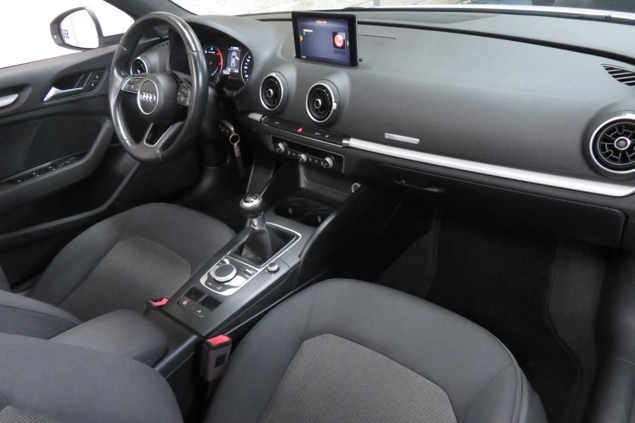 Audi A3 Cabrio 1.6 TDi Design