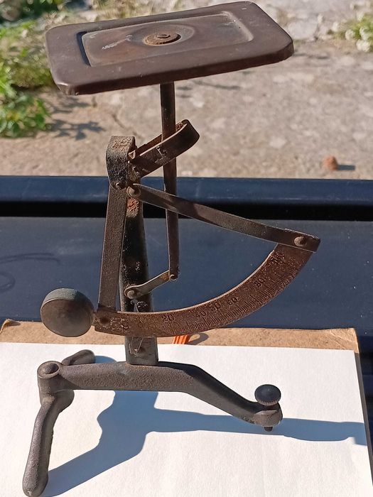 Balança Antiga Alemã de Precisão – D.R.G.M. – Início Séc. XX