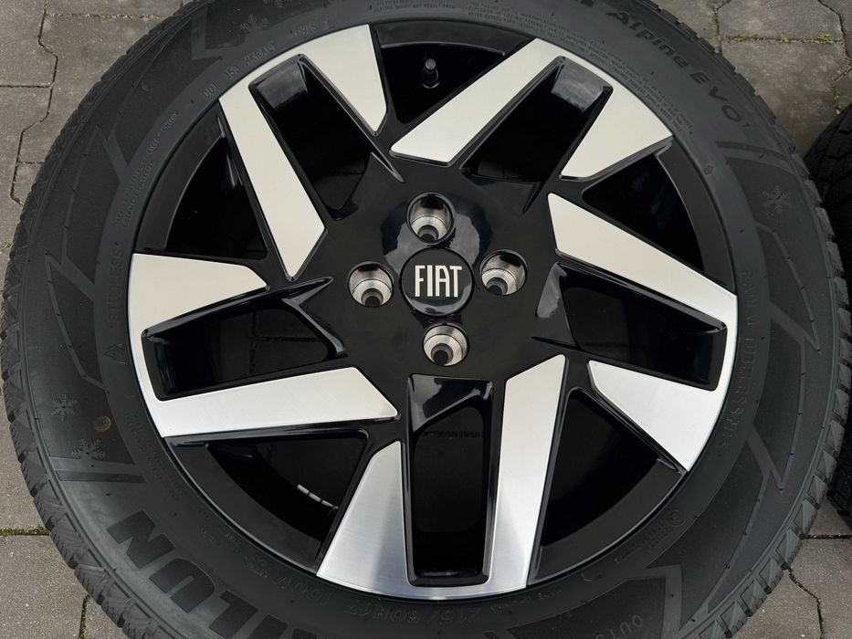 FIAT 600 600e koła zimowe 215/60R17 TRACMAX NOWE Oryginalne