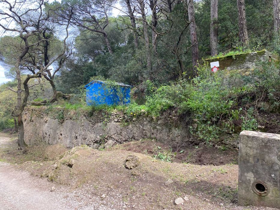 Exclusiva Ruína com Projeto de Reabilitação na Serra da Arrábida