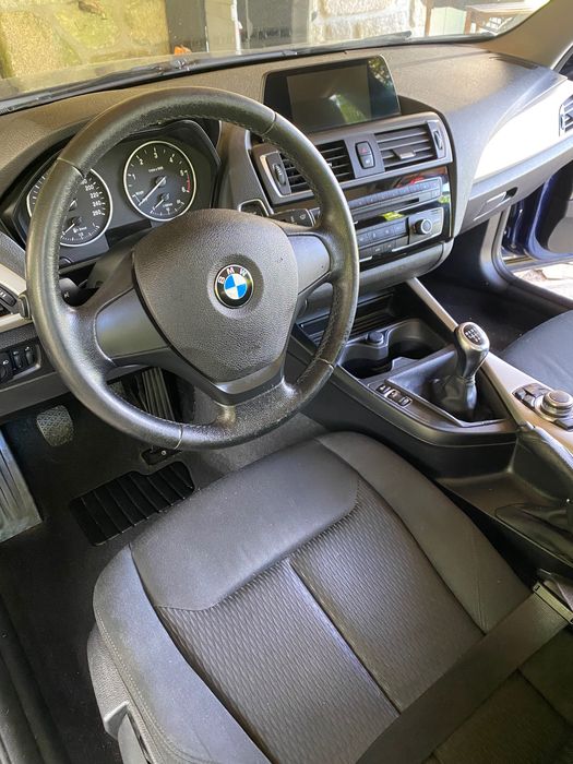 BMW 116d Lci impecável