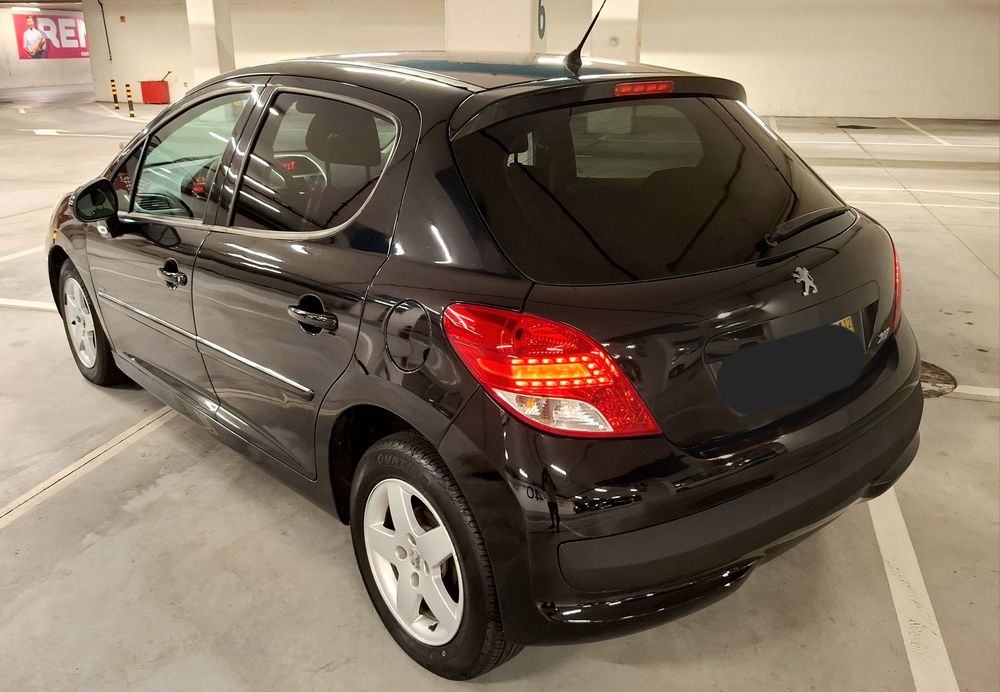 Peugeot 207 só 133.000km de 2012 — photo 2