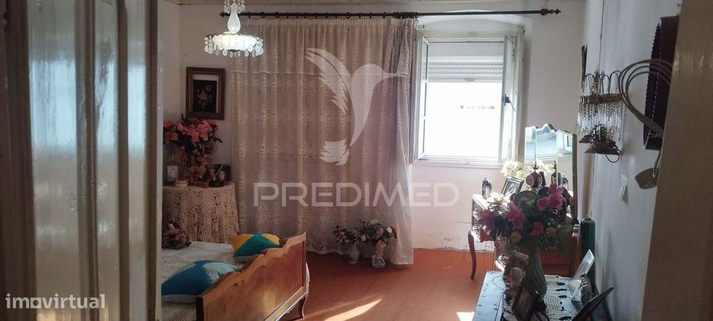Moradia em Póvoa e Meadas