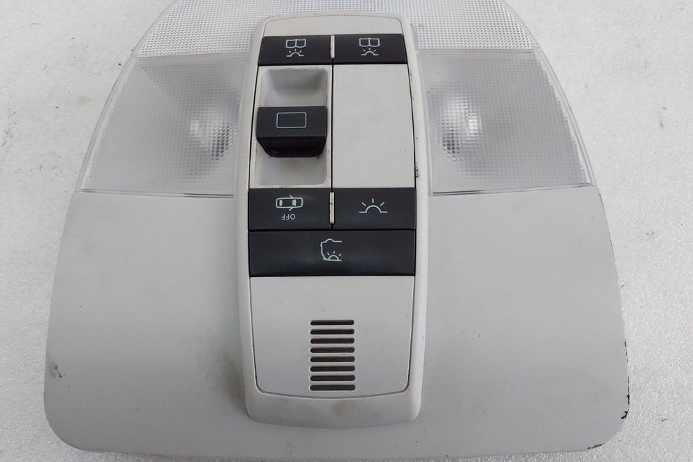 Plafonier frente MERCEDES-BENZ Classe B (W245)